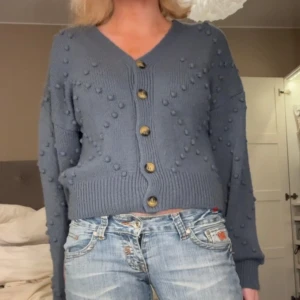 Kofta  - Snyggaste stickade koftan, kan vara lite nopprig 