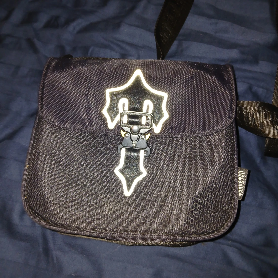 Svart axelväska från Trapstar