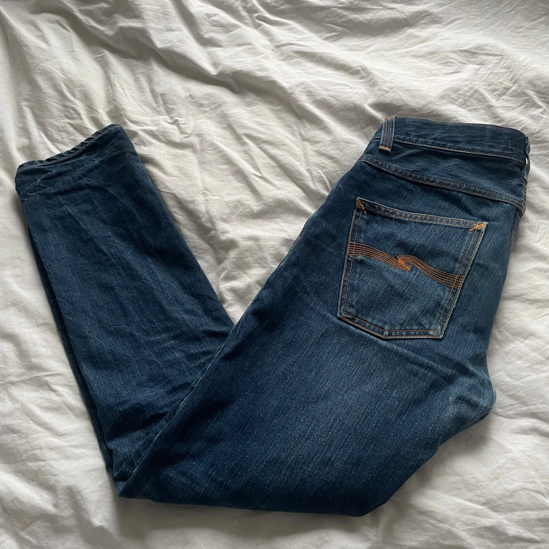 Mörkblå jeans från Nudie Jeans