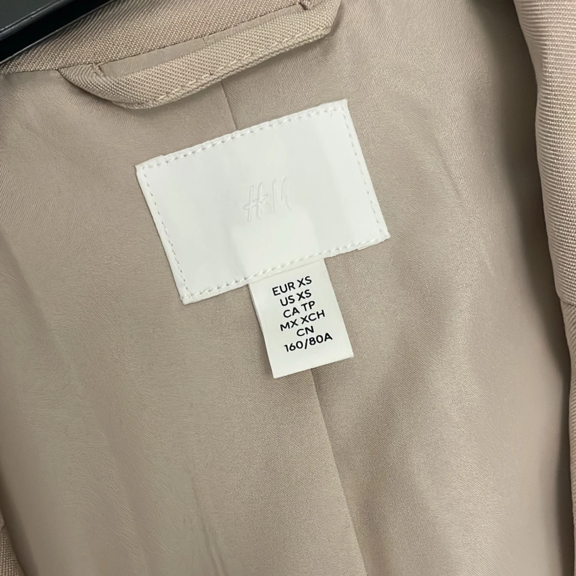 Beige kavaj från H&M - 1