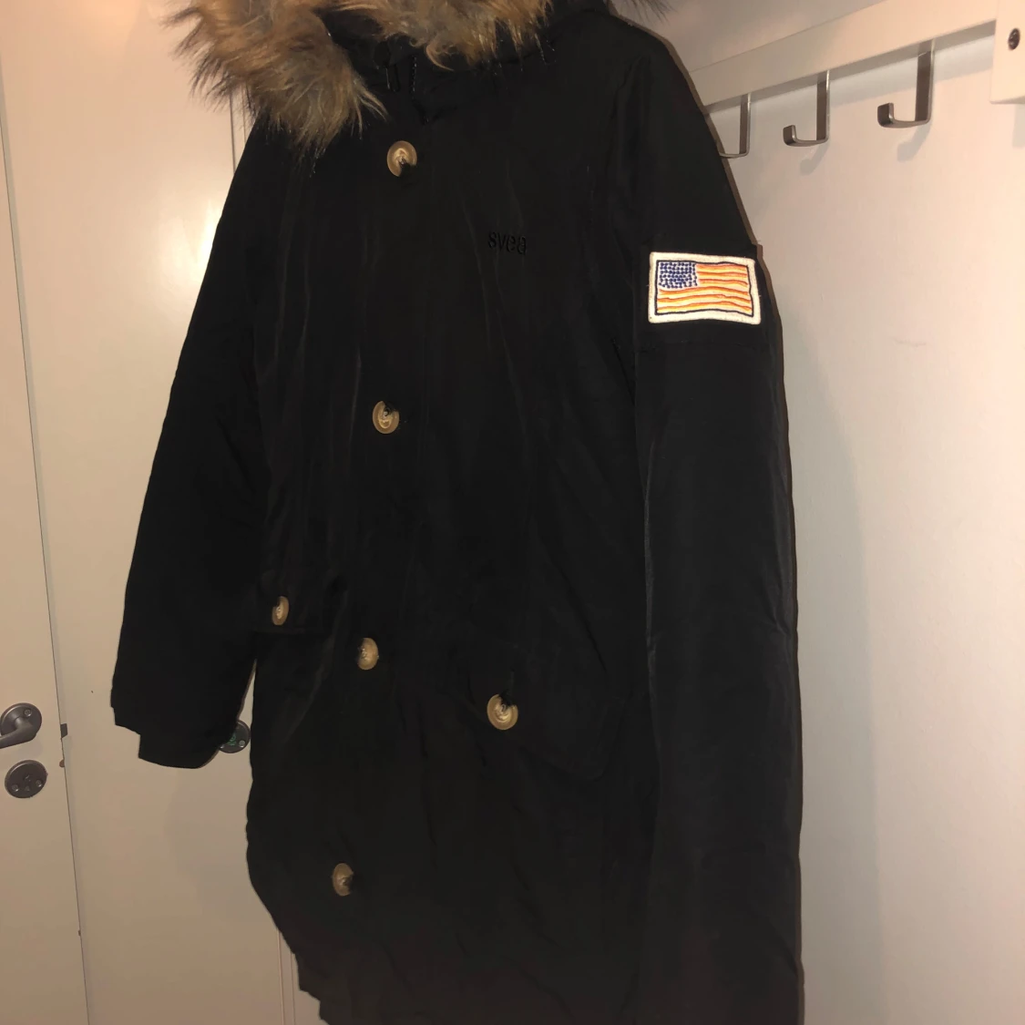 Svart parkajacka från Svea - 92