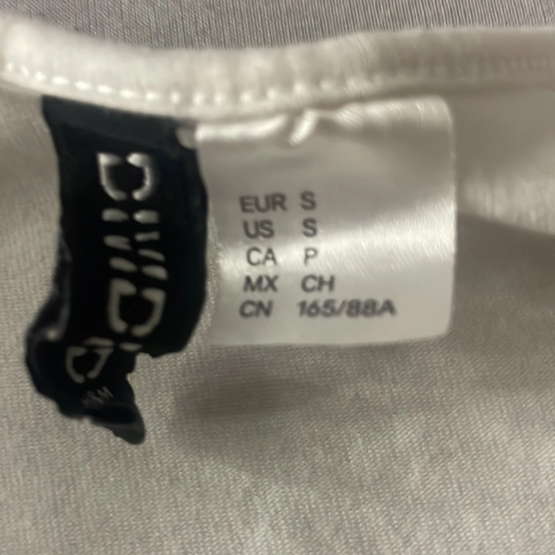 Vit långärmad topp från H&M  - 92