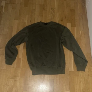 Mitt Ex tröja🤢 - Köp gärna denna stillösa killens tröja tackar