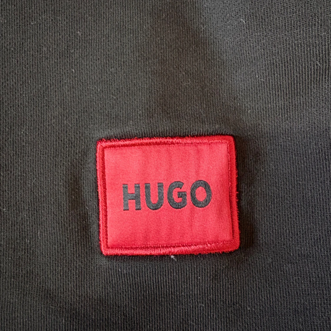 Svart tröja från Hugo - 91