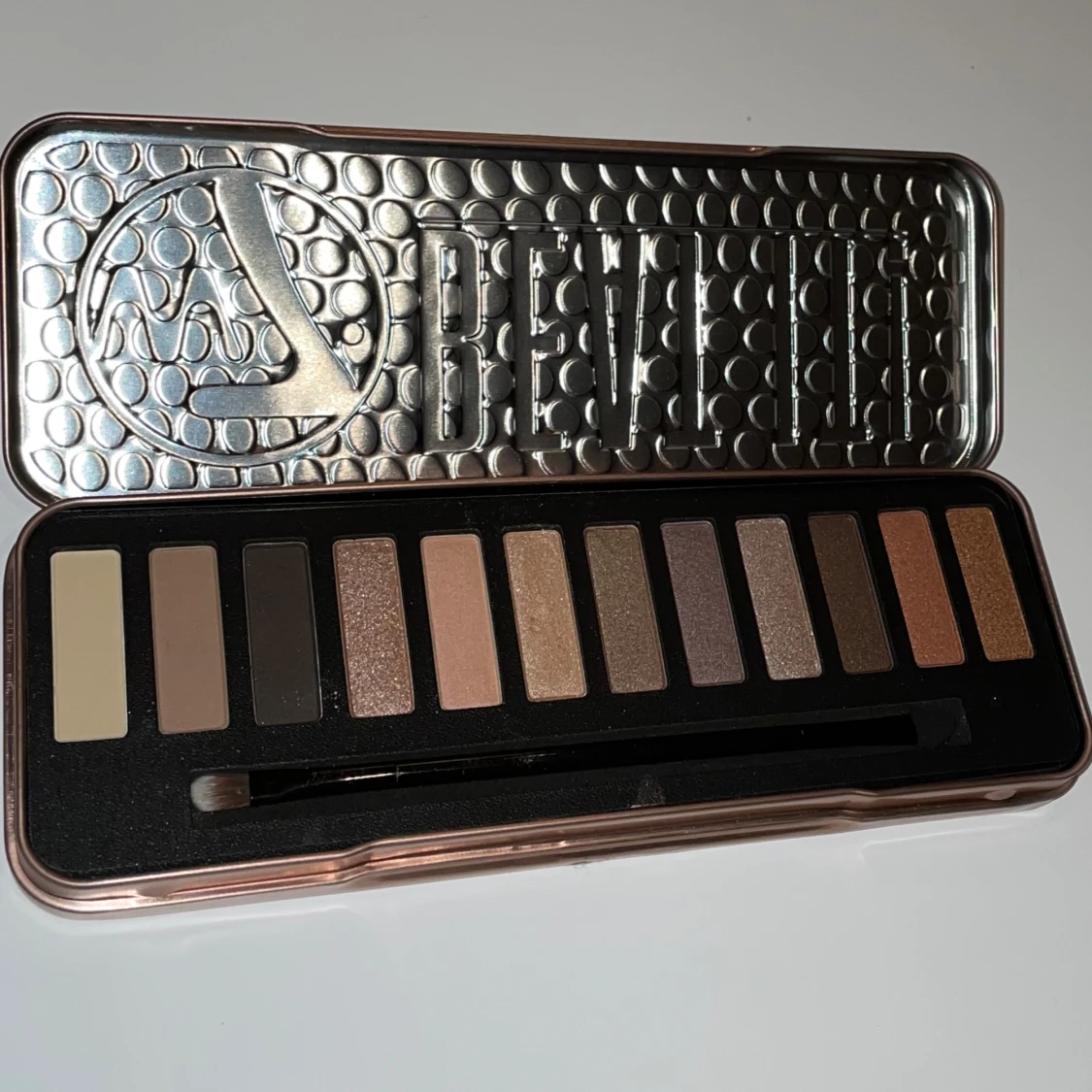 Ögonskuggspalett Beat It från W7 - 90