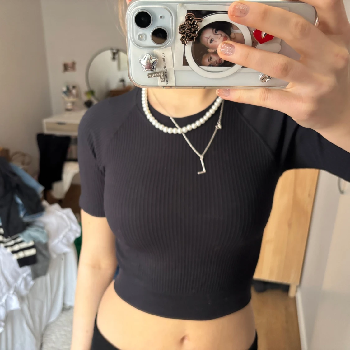 Svart ribbad croppad träningstopp - 90