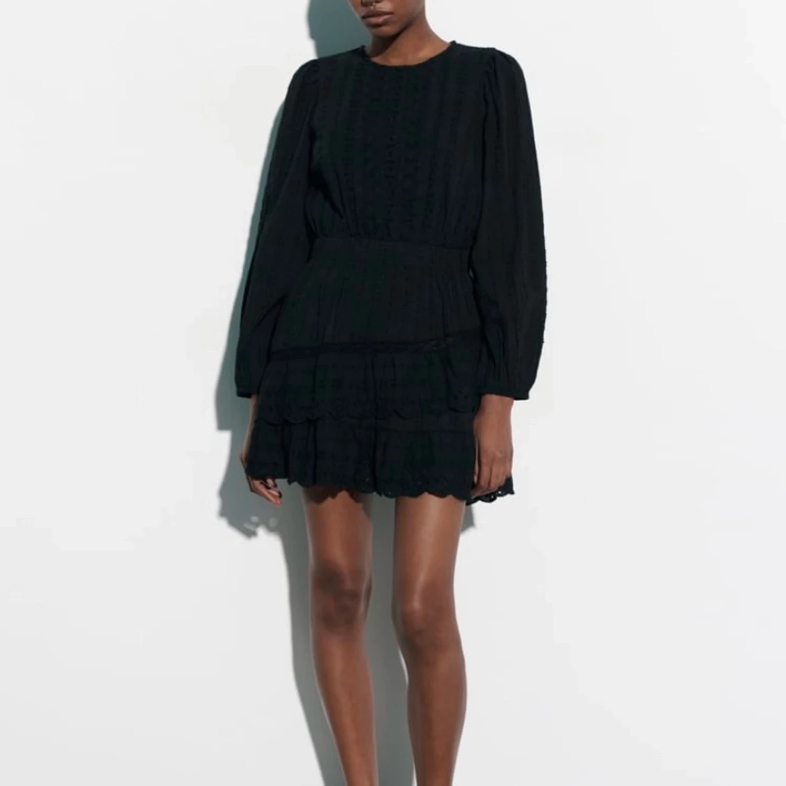 Svart klänning från Zara - 90