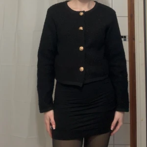 jacka - jacka från gina tricot, bra skick!