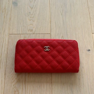 Plånbok - Röd blånbok 