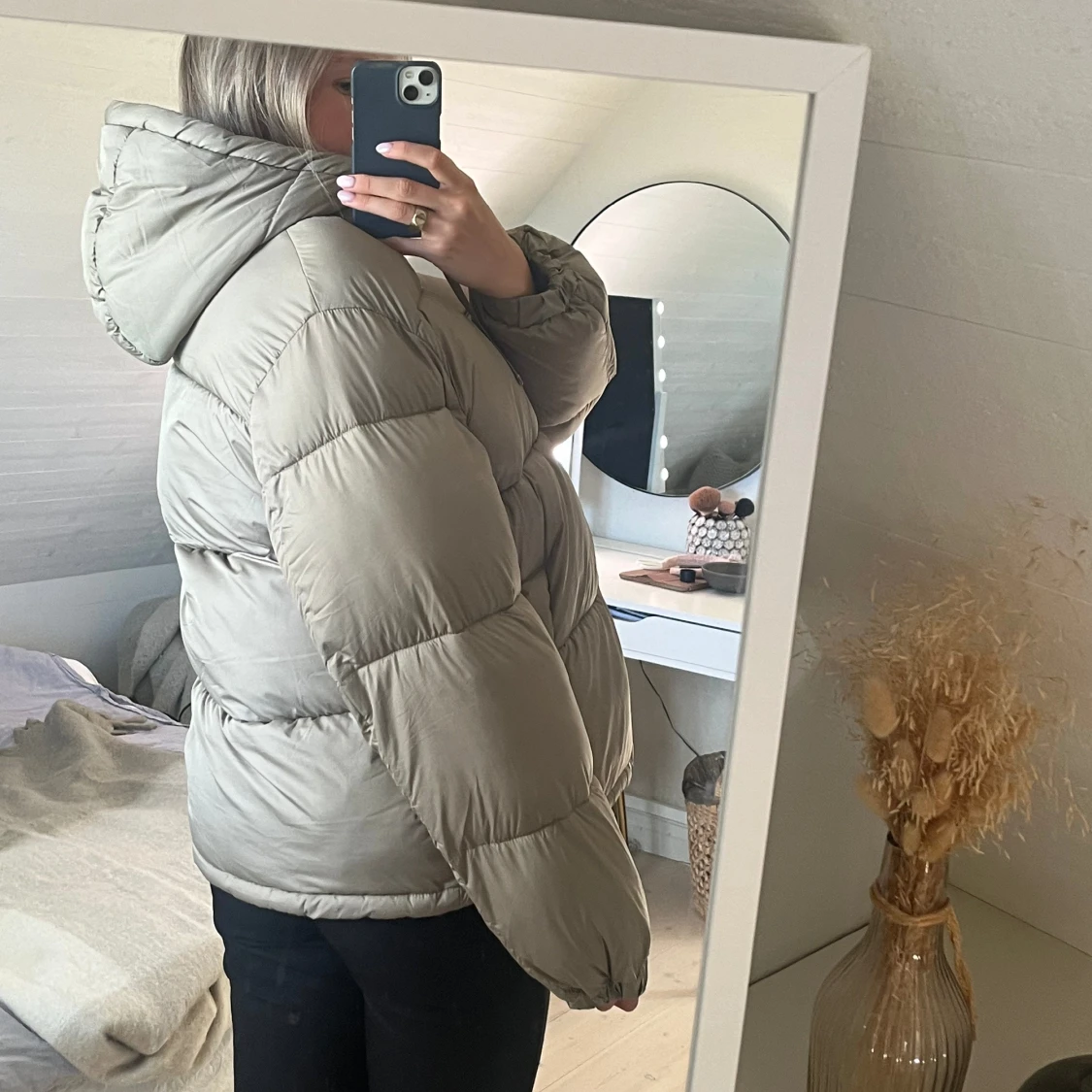 Beige vinterjacka  - 90