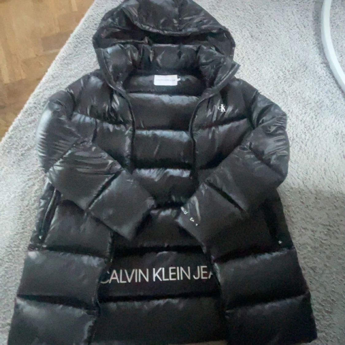 Svart pufferjacka från Calvin Klein Jeans - 90