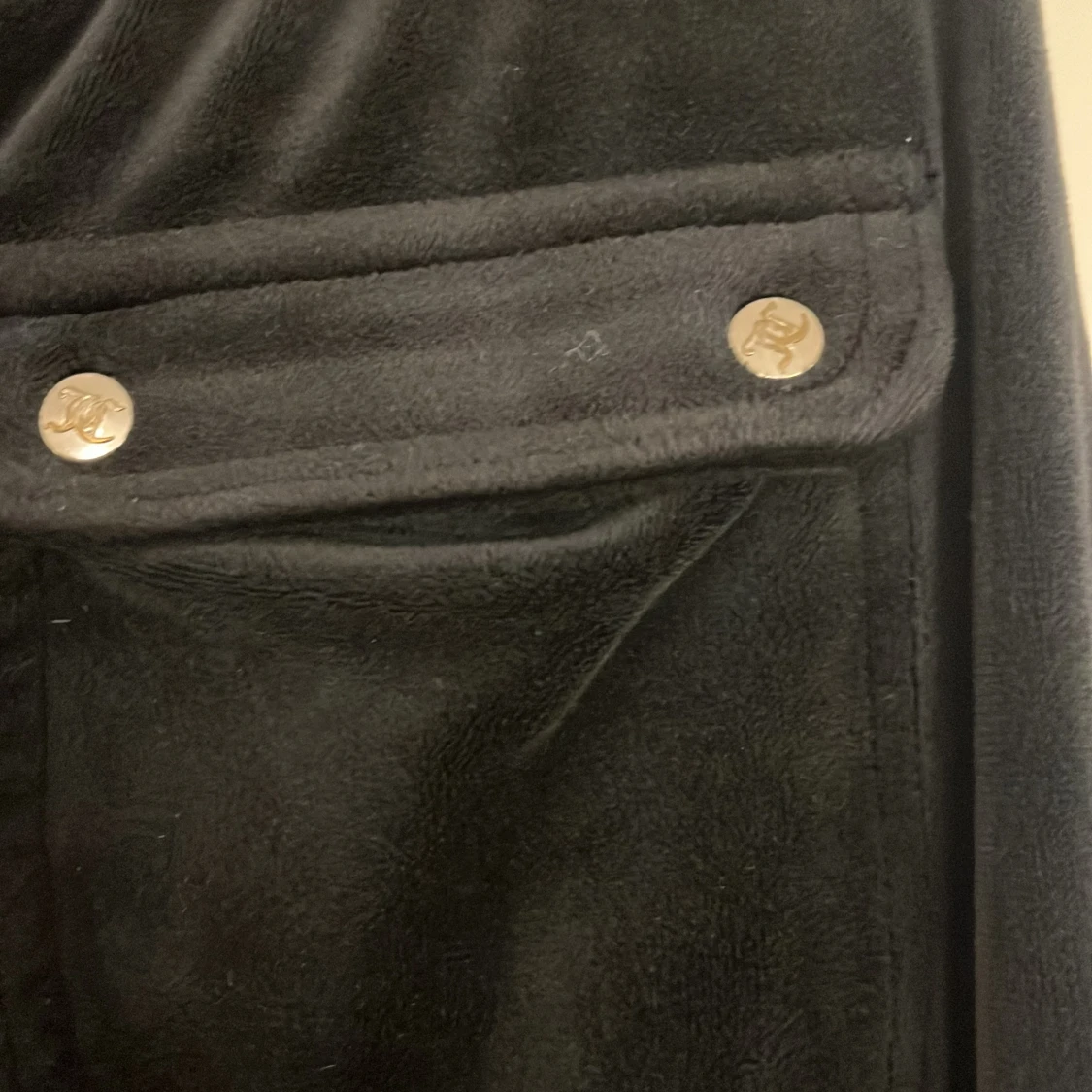 Mörk blåa Juicy Couture byxor - 92