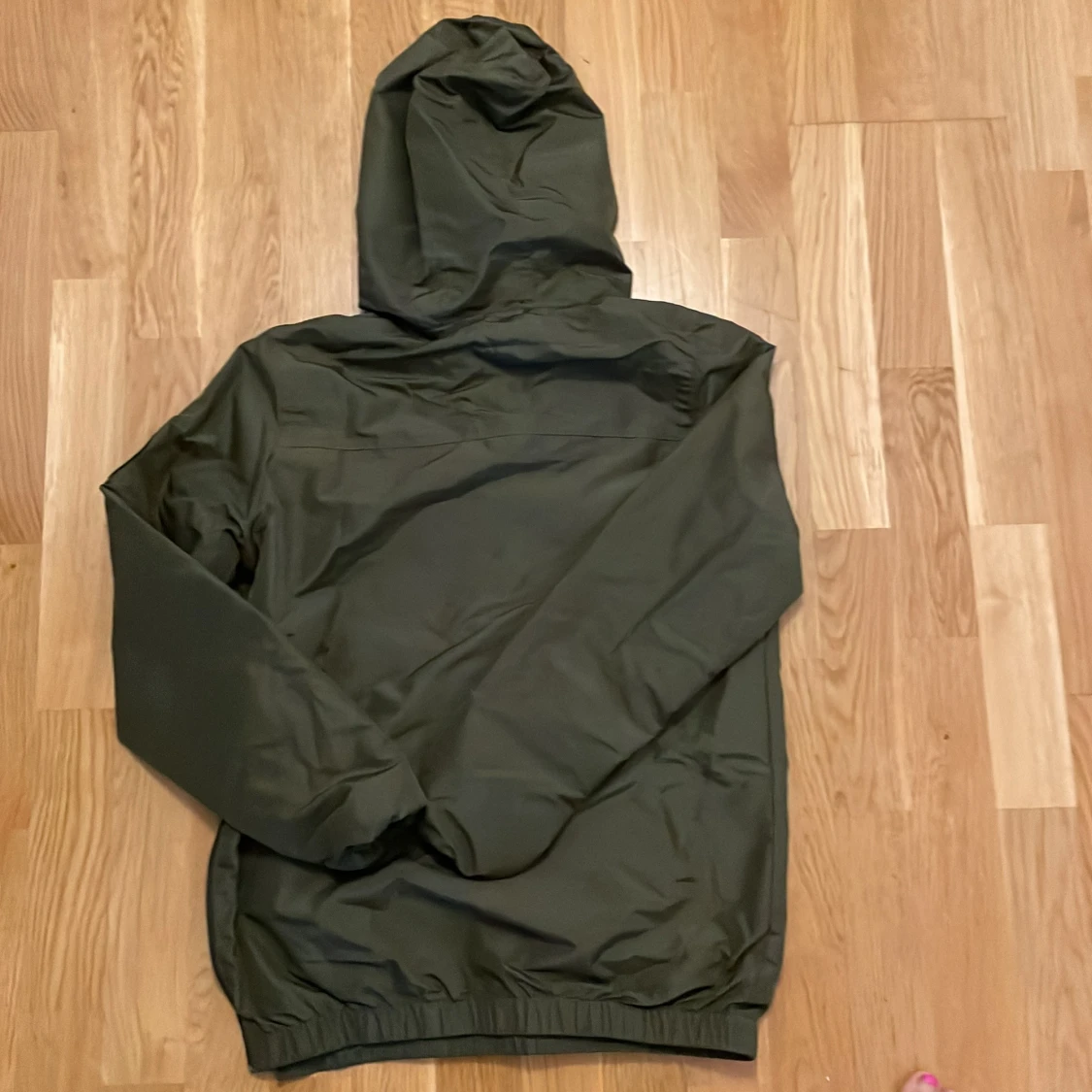 Grön vindjacka från Ellesse - 90