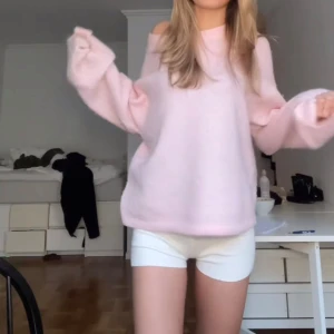 Ljusrosa oversized tröja - Mysig ljusrosa tröja💖💖inga defekter