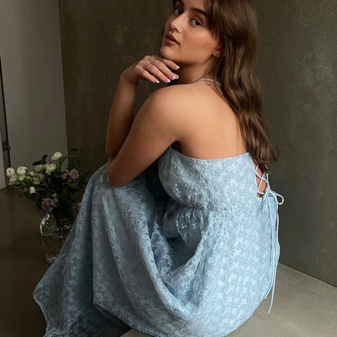 Ljusblå långklänning från NA-KD med prislappen kvar - 90