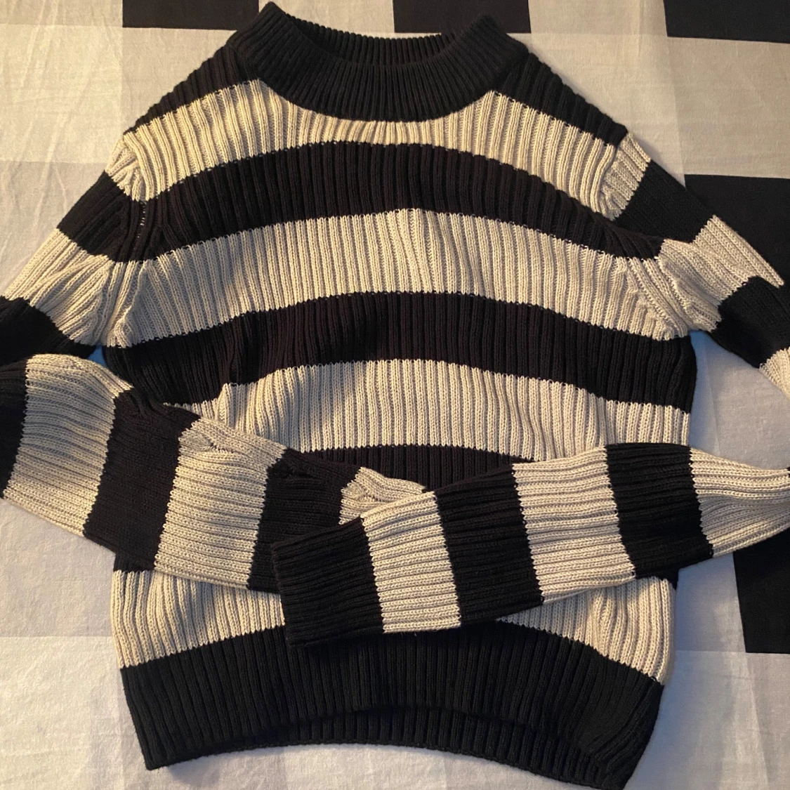 Randig ribbad tröja - 90