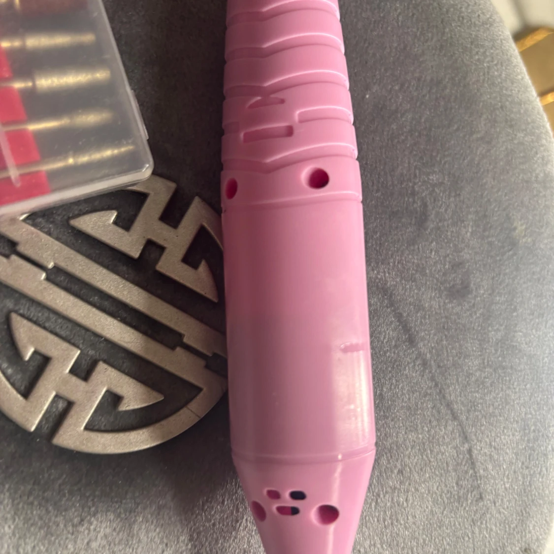 Rosa elektrisk nagelfil med tillbehör - 91