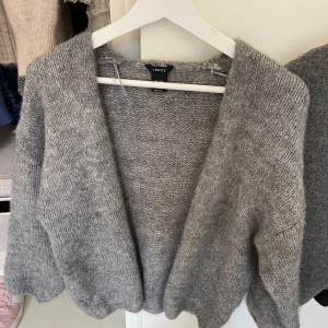 Lindex kofta - Jättefin🩷