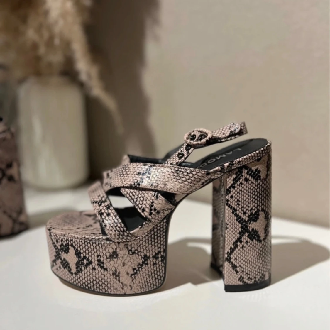 Lamoda Snake Platform Heeled Sandals - 90