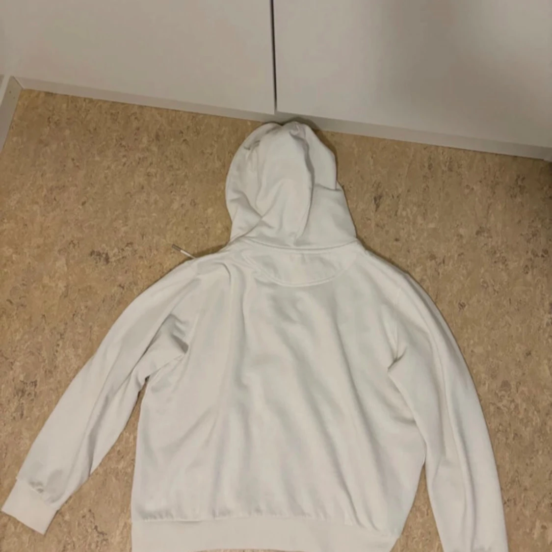 Vit hoodie med dragkedja - 90