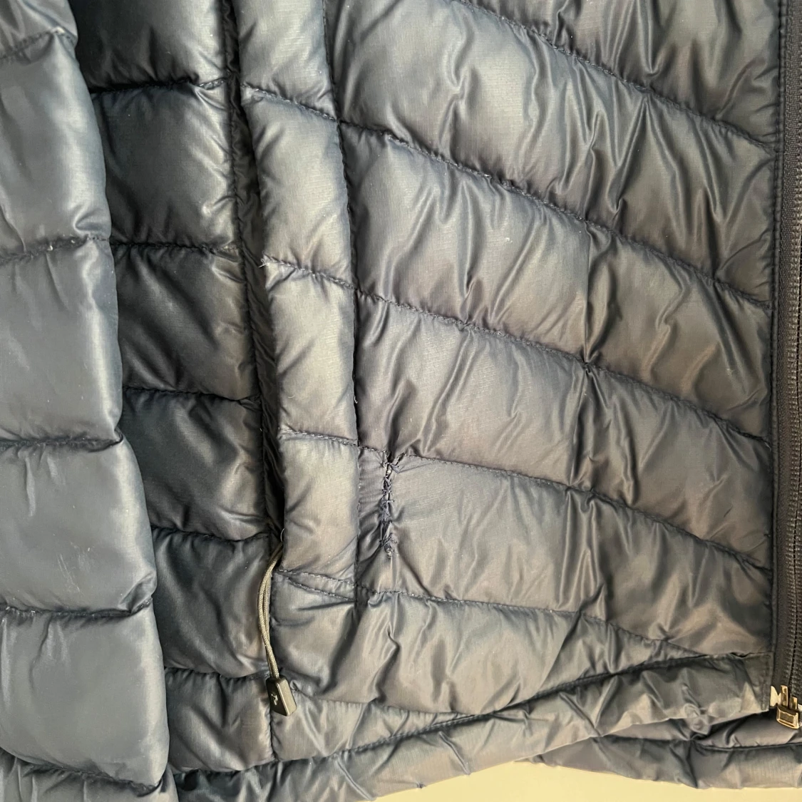 Peak performance jacka mörkblå - 92