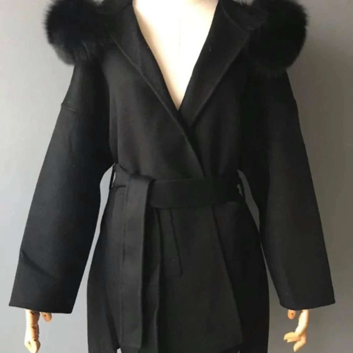 Helt ny kappa från FURSTOCKHOLM med kvitto