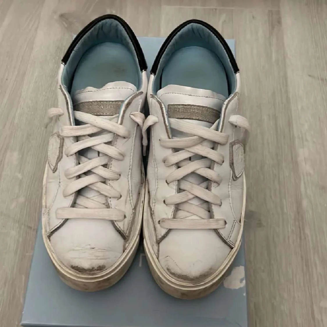 Philippe model  - 91