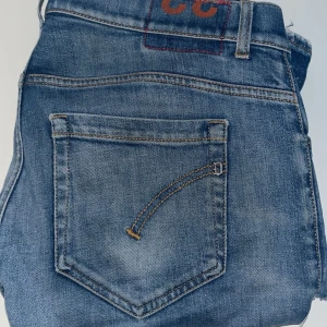 dondup george - tvär feta dondup jeans i modellen george