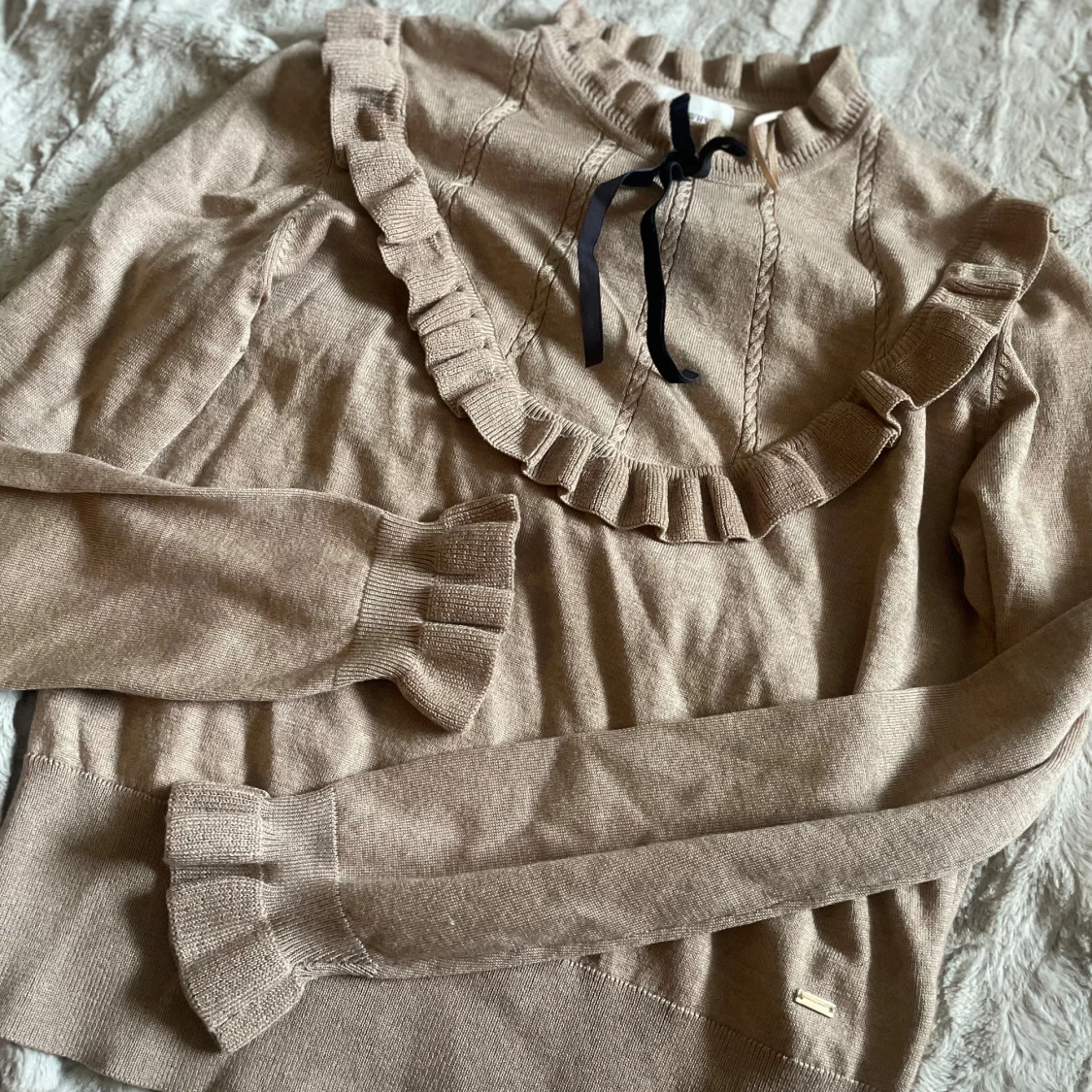 Beige tröja från Holly & Whyte