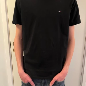 Tommy Hilfiger t-shirt  - Storlek M, passar som S