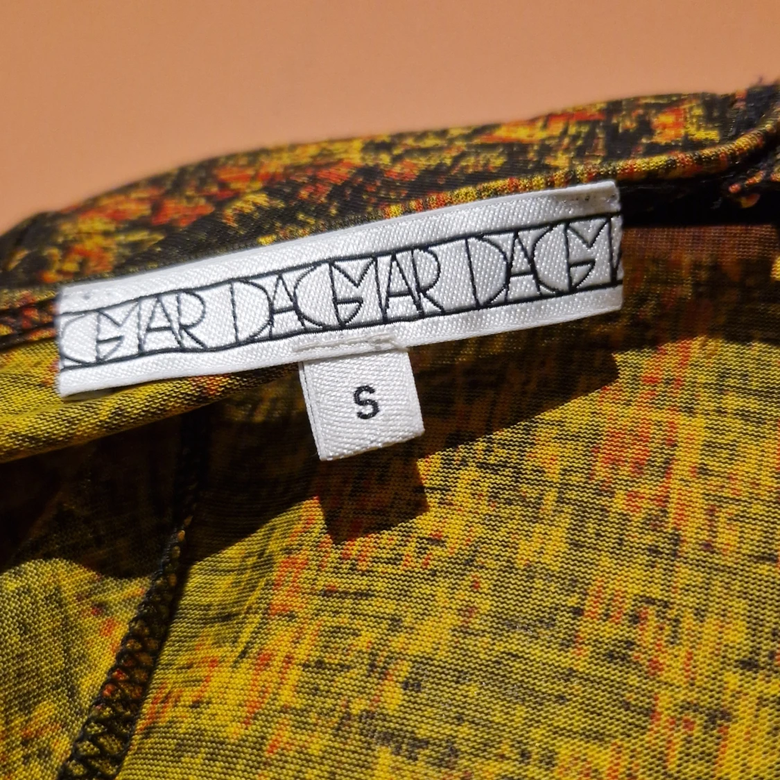 Mönstrad klänning från Dagmar - 91