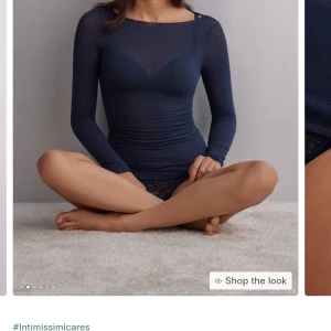 Intimissimi tröja - Säljer då den inte kommer till användning längre, har knappt användt då det inte riktigt passar min stil så i helt ny skick. 