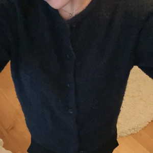 Kofta från Gina 💓 - Fin kofta från Gina i bra kvalite(lite nopprig)