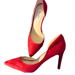 Röda kitten heels - Röda klackar i strl 40❤️