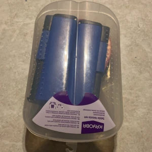 Bärbart pingisbord - Hej jag säljer mitt bärbara pingis bord för jag inte vill ha det längre. MVH LEO 