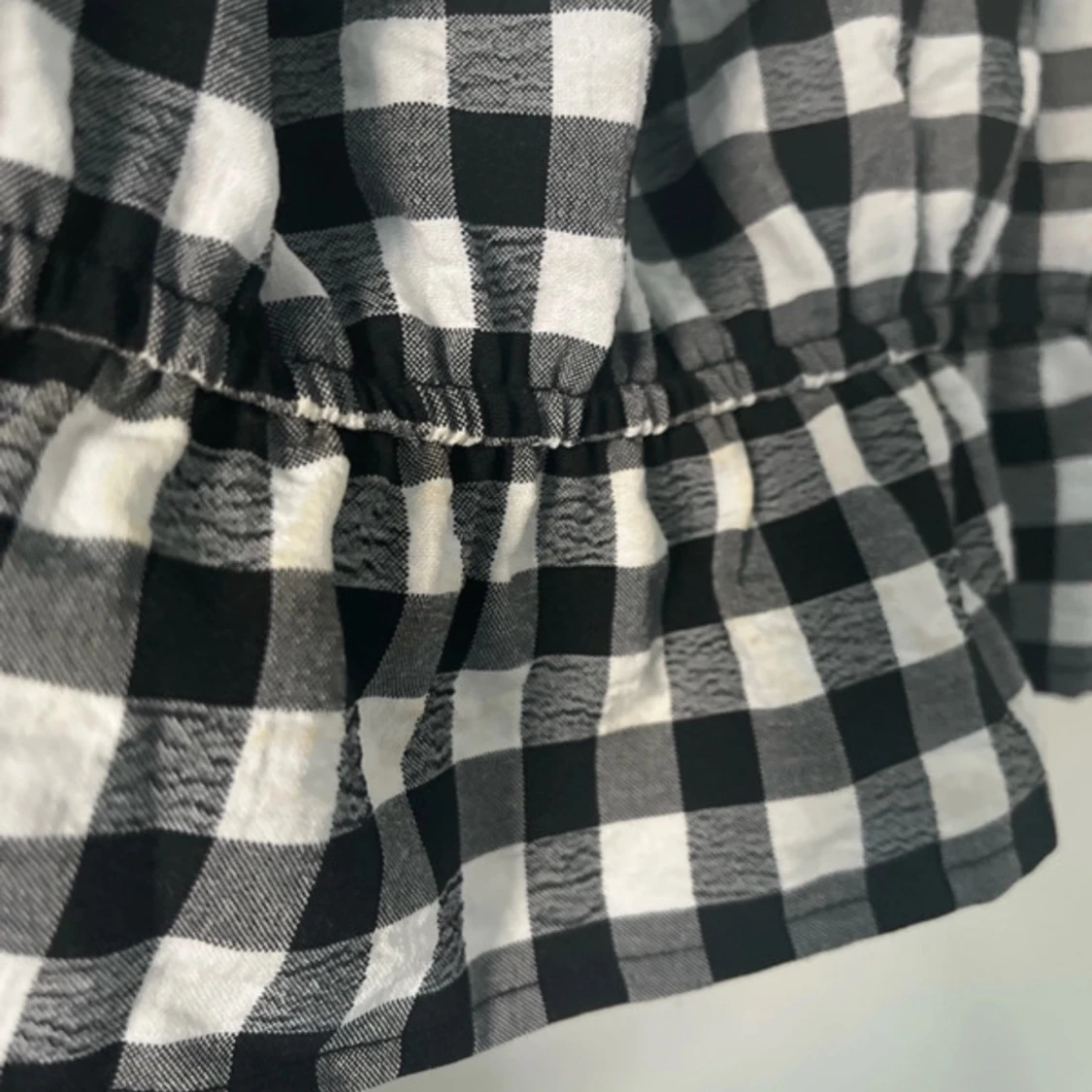 Svartvit rutig offshoulder topp - 92