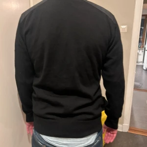 Belstaff cardigan  - Belstaff Cardigan.  Knappt använd. Storlek S  Inköpt på NK