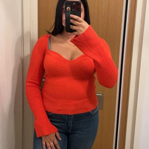 Oanvänd tröja - Jättefin tröja. Helt oanvänd