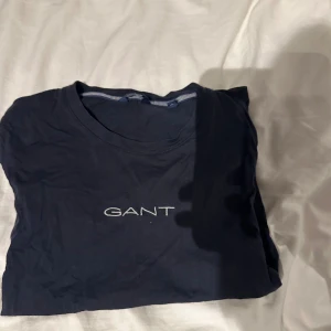 Gant mörkblå t-shirt xs  - Väldigt bra skick
