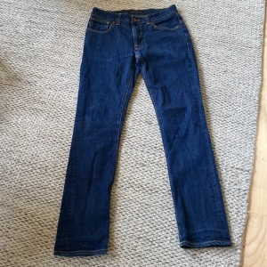 feta nudie jeans - knappt använda pris kan diskuteras vid snabb affär 