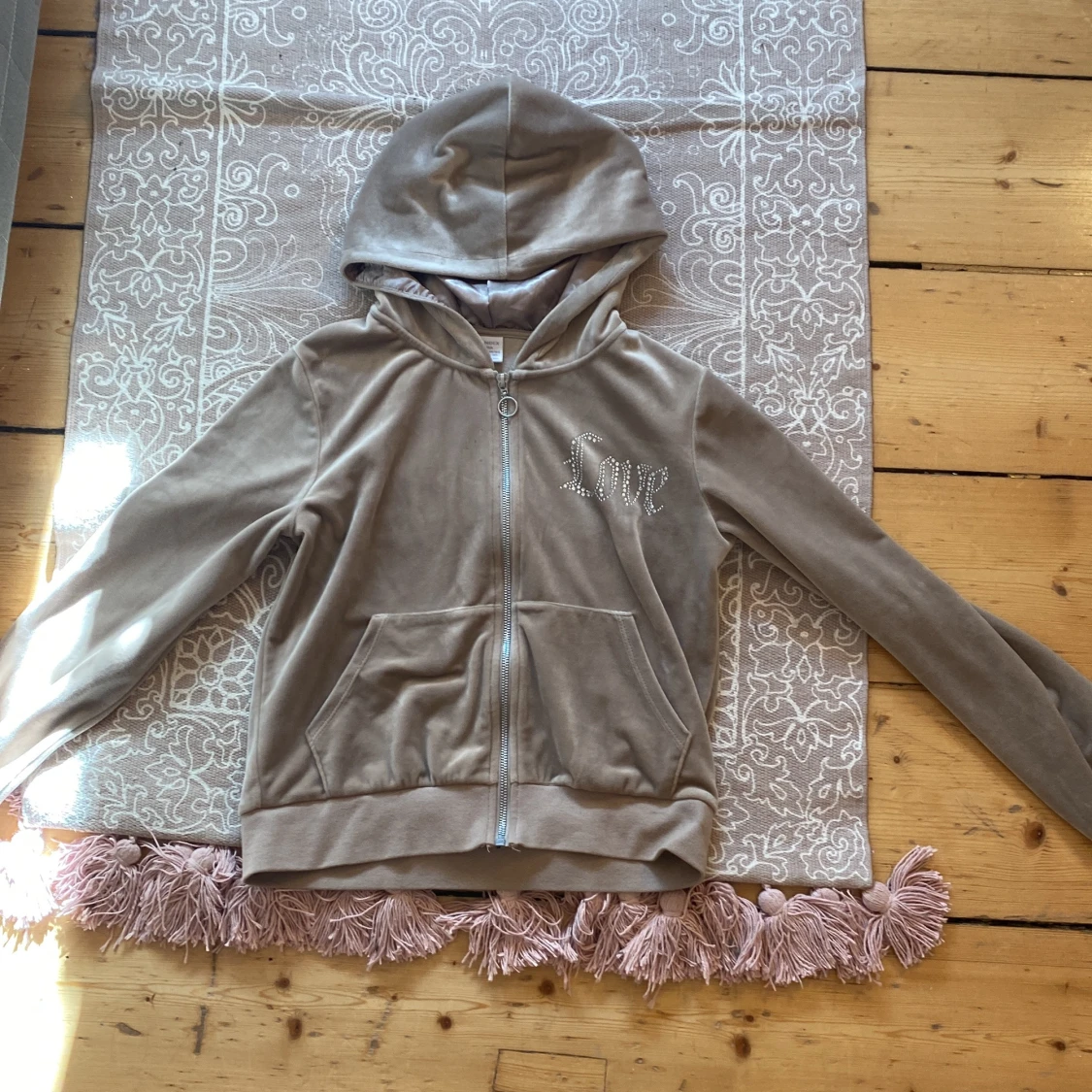 Len sammet tjocktröja från Lindex