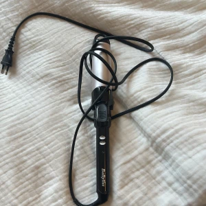 Locktång - Locktång från babyliss, stora lockar! Inga defekter💕