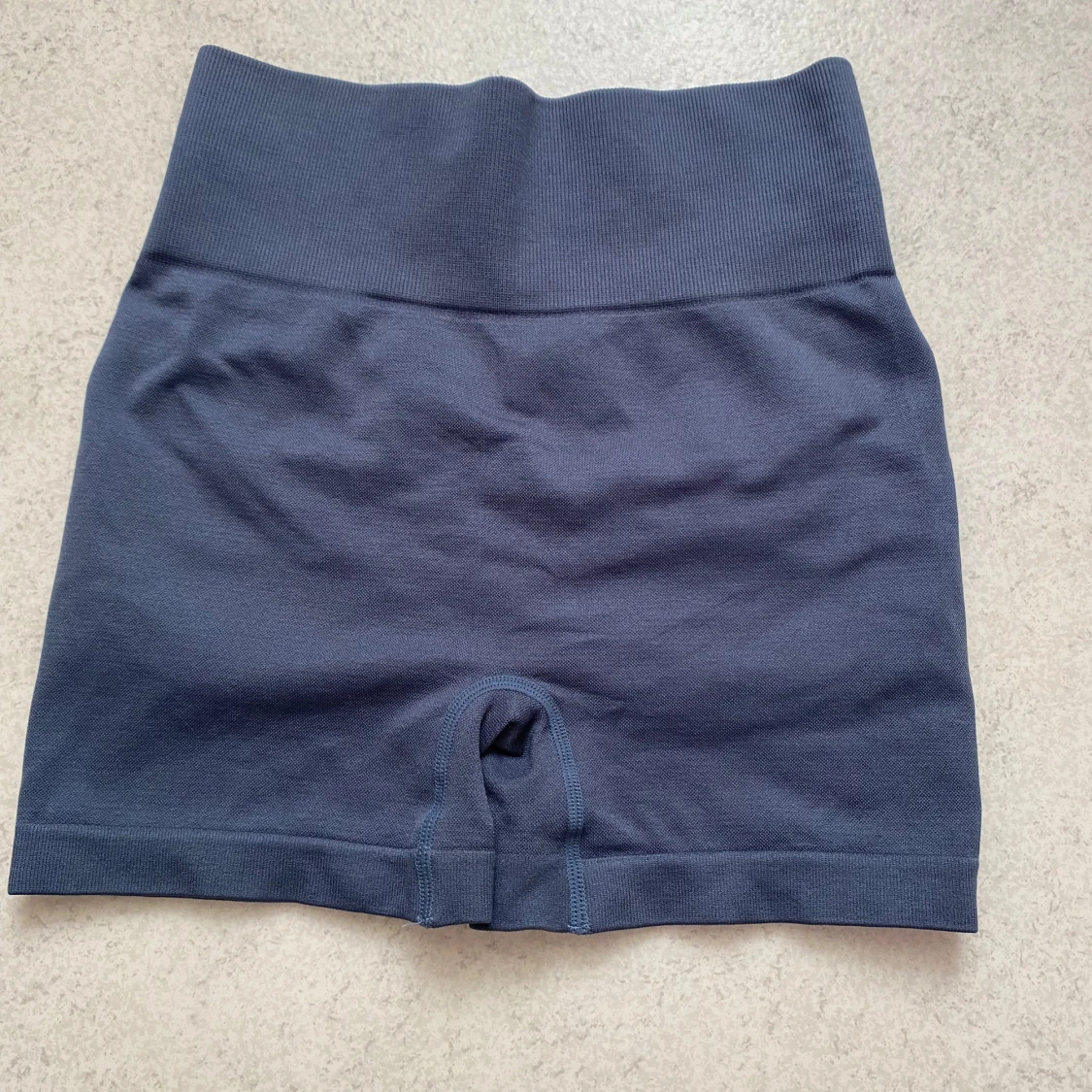 Blåa träningsshorts - 90