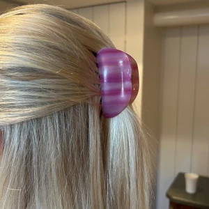 Rosa hårklämma  - Jättefin rosa hårklämma 🩷