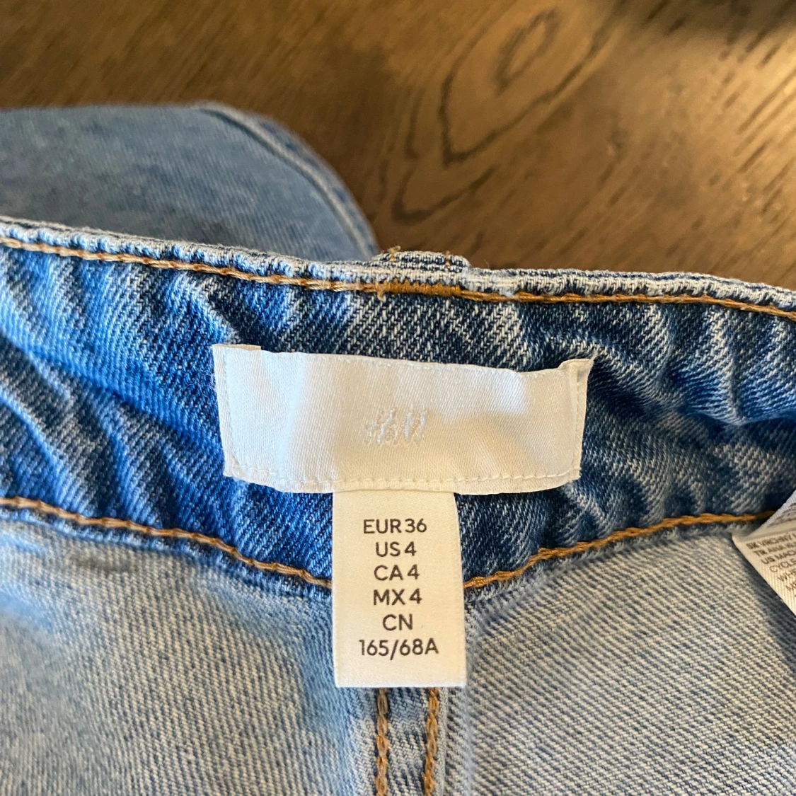 Blå jeans med hög midja - 92