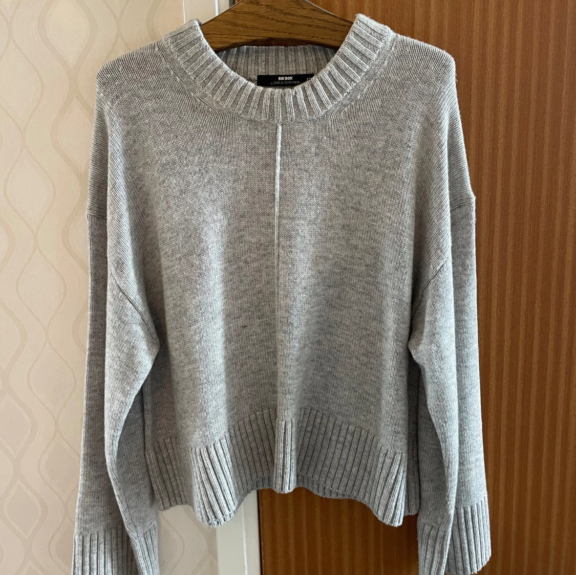 Grå ull tröja - 90