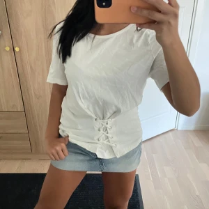 Vi t-shirt - Så snygg topp!!