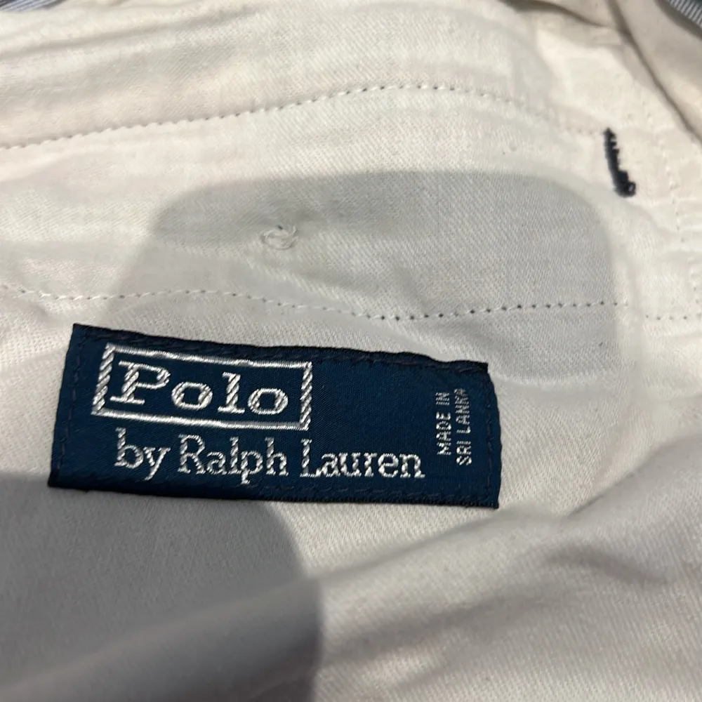 Ralph lauren shorts lite använda men i bra skick. Storlek 33 men passar M-L. Shorts.