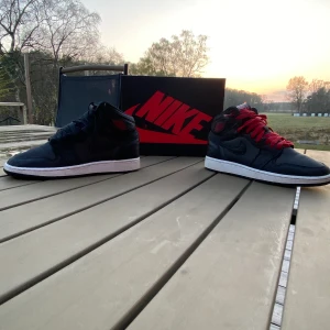 Jordan 1 - Hej säljer mina Jordan ett vill ej ha de länge har två andra som ni kan få köpa 700 kr 