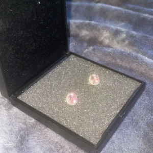 Örhängen  - Rosa örhängen